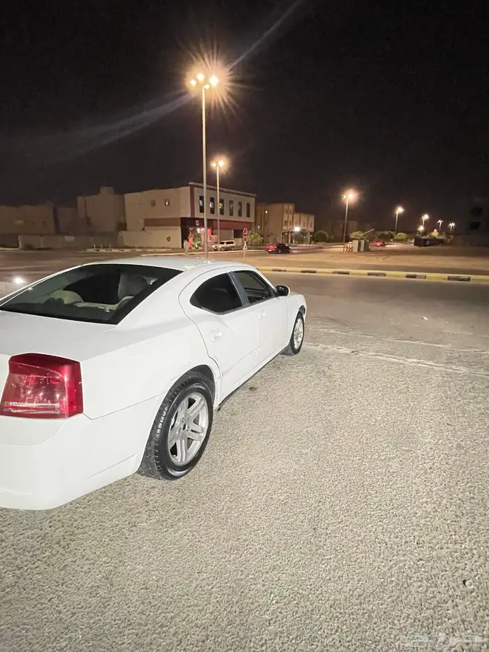 دوج تشارجر 2007 8