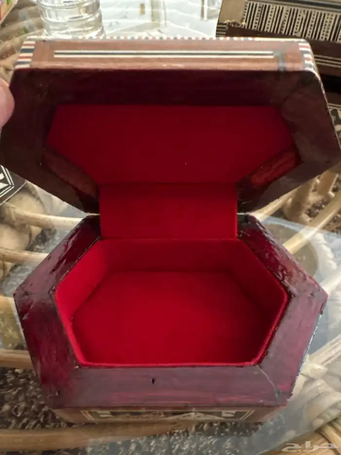 مسباح عاج طبيعي مع صناديق تراثية 3