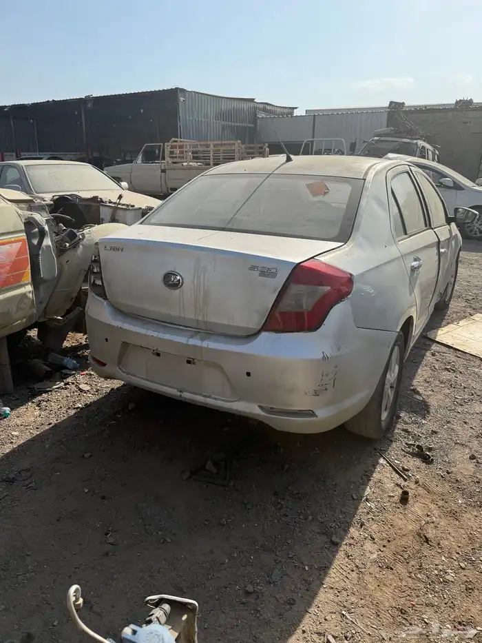 تشليح قطع غيار ليفان موديل 2014 3