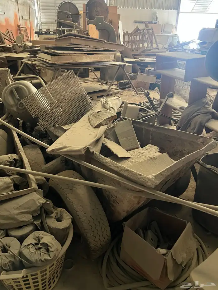 عدة ورش نجارة وحدادة 12