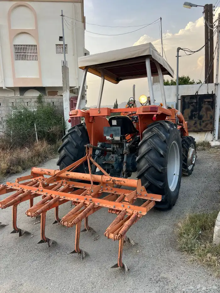 حراثة كابوتا M7500 4w4 13