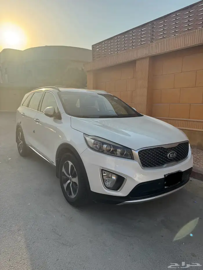 للبيع كيا سورينتو Kia Sorento 2016 V6 0