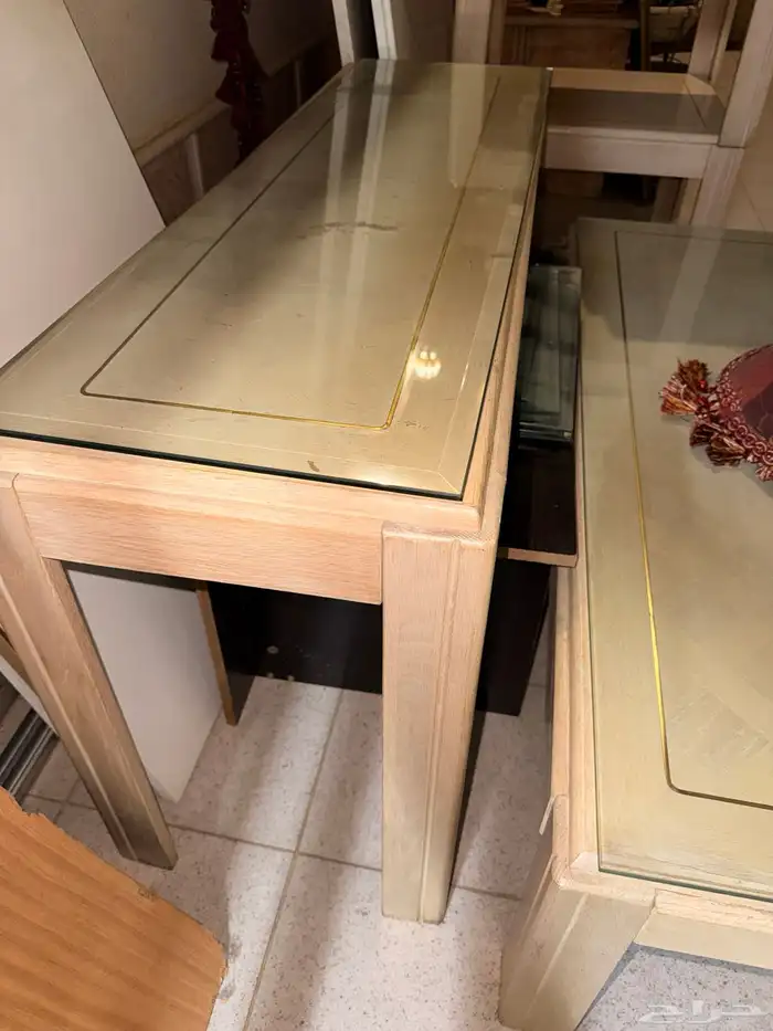 طقم طاولات بيج مع دولابها 3