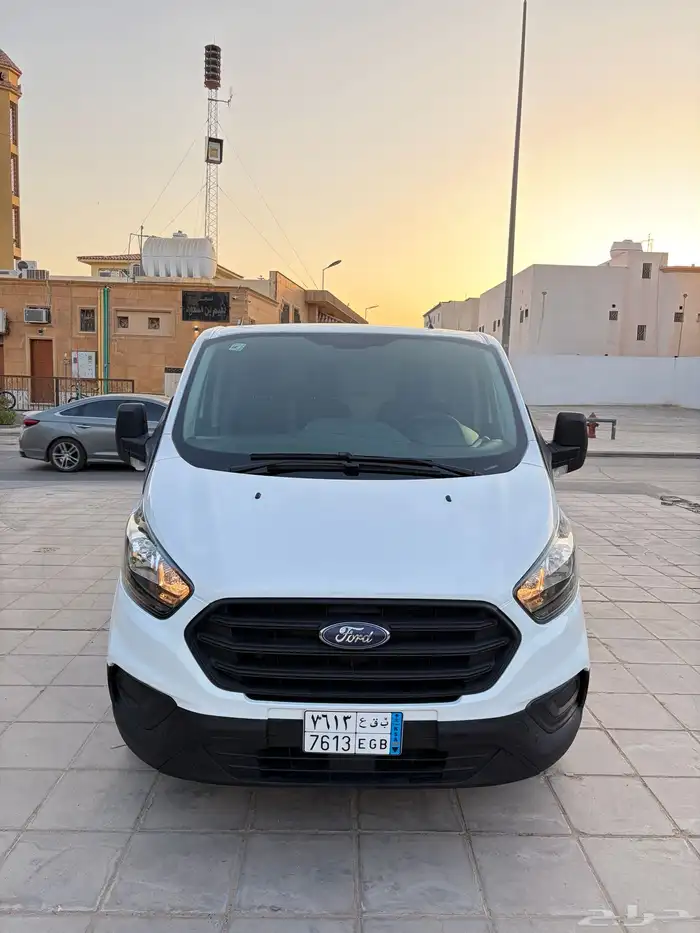 فان بضاعة ديزل فورد ترانزيت 2020 نظيف جدا 2