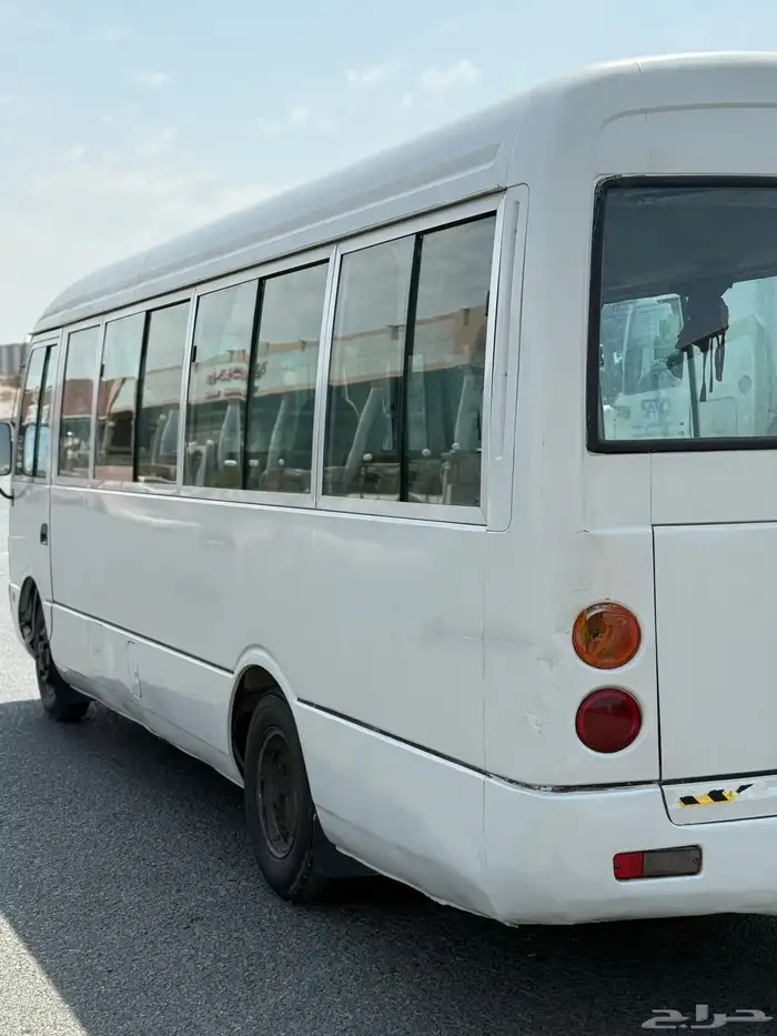 باص ميتسوبيشي روزا 2009 5