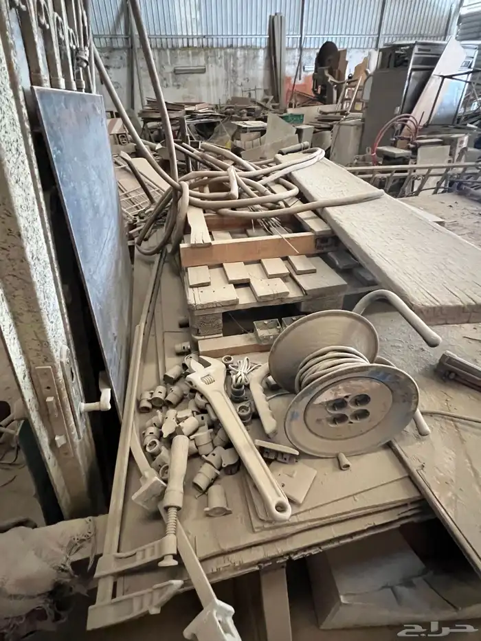 عدة ورش نجارة وحدادة 5