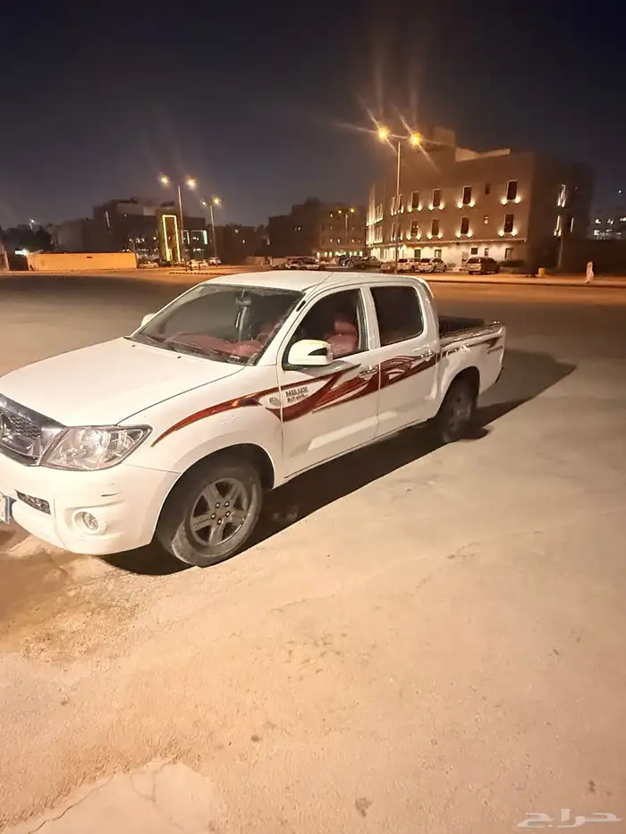 هايلوكس فل كامل نظيف 2