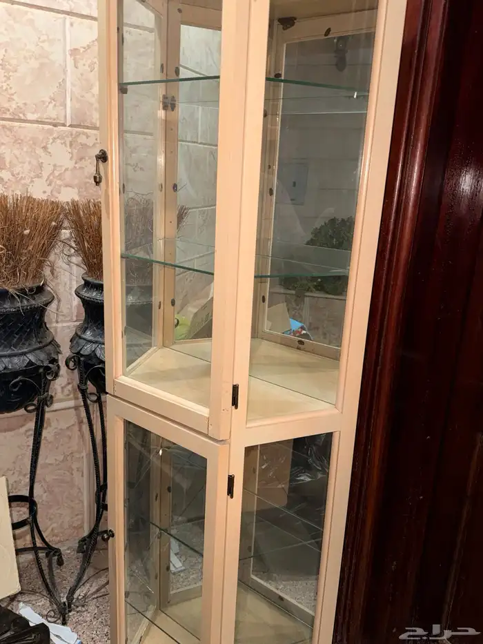 طقم طاولات بيج مع دولابها 5