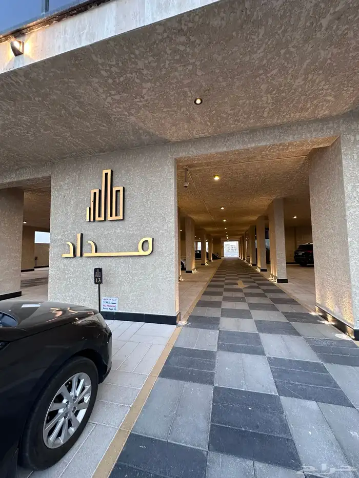 شقة جديدة فاخرة للإيجار في حي السيف 2