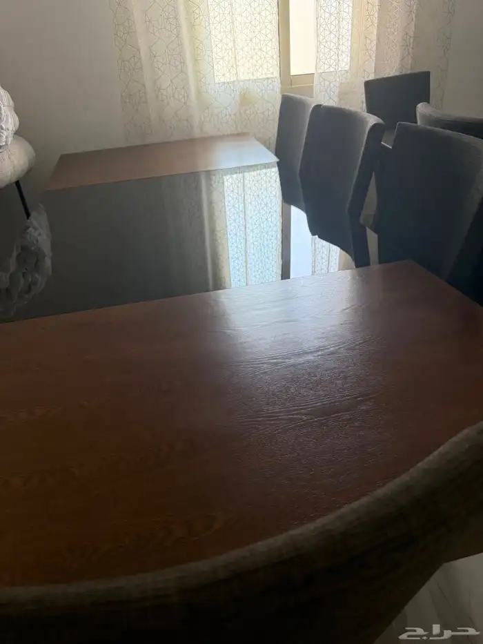 طاوله طعام 1