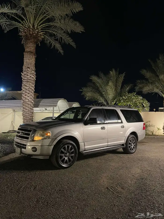 فورد اكسبديشن 2012 5