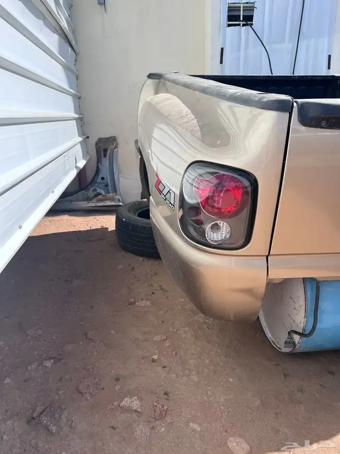 صندوق مخصر جمس 2005 1