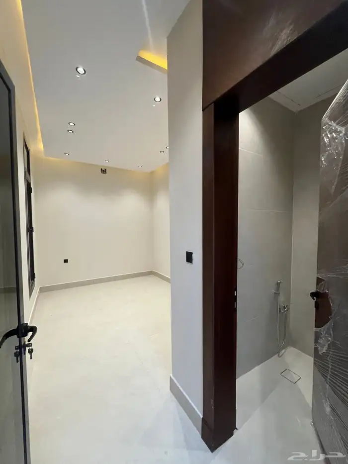 فيلا للبيع بحي المهدية مساحة 312 واجهة شرقية وتكييف مركزي 3