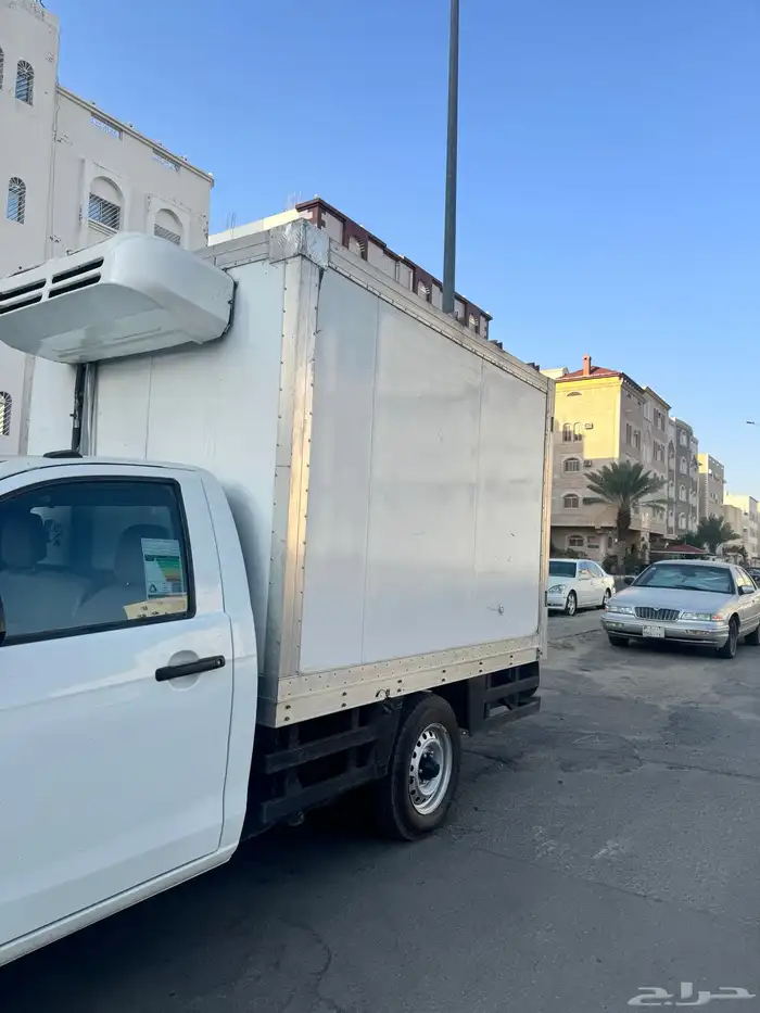 وانيت اسيزو موديل 2022 ثلاجه للايجار 1