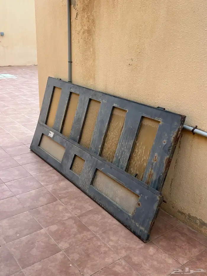 حديد ابواب 1