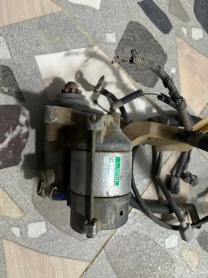 سلف جيب تايوتا 2006مساعدات جبريل فيبر هايلكس 0