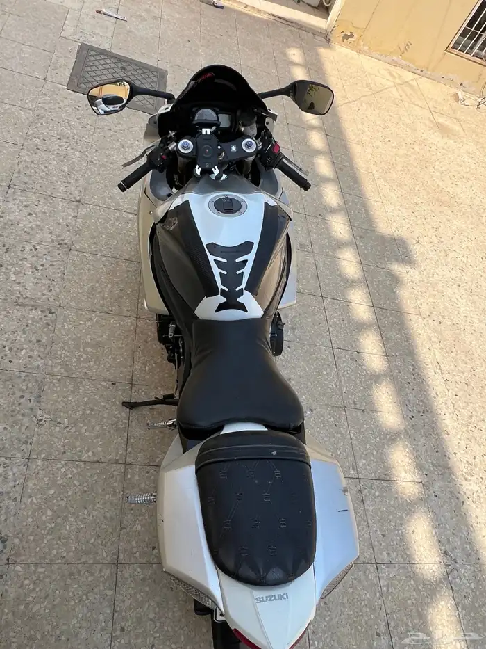 دباب GSX-R سوزوكي 1