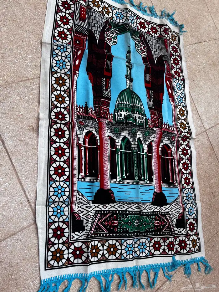 فناجيل قهوه تراثي وسجاده نظيفه وبيالات بادريق الاصليه 1