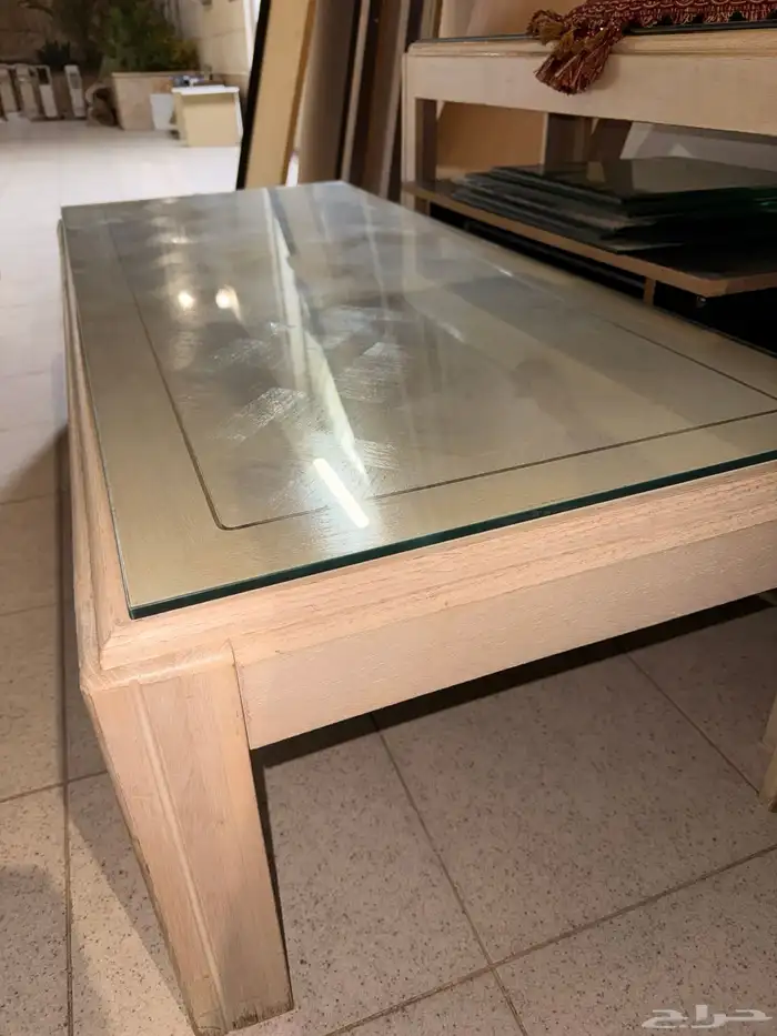 طقم طاولات بيج مع دولابها 4