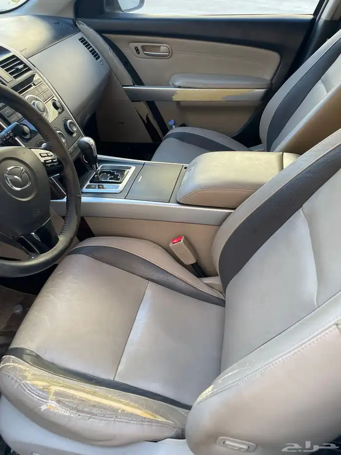 للبيع سيارة مازدا cx9 موديل 2009 8