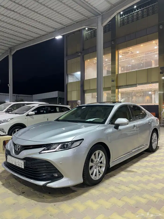 تويوتا كامري GLE بنزين 2018 وكاله 2