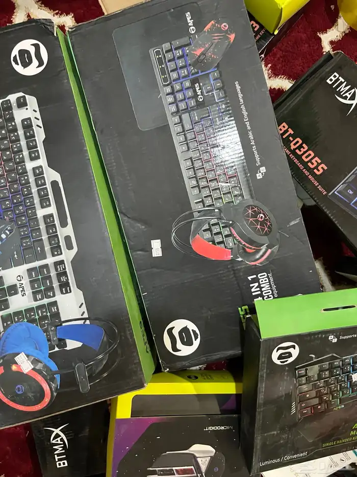 اغراض جوالات للبيع جمله 12