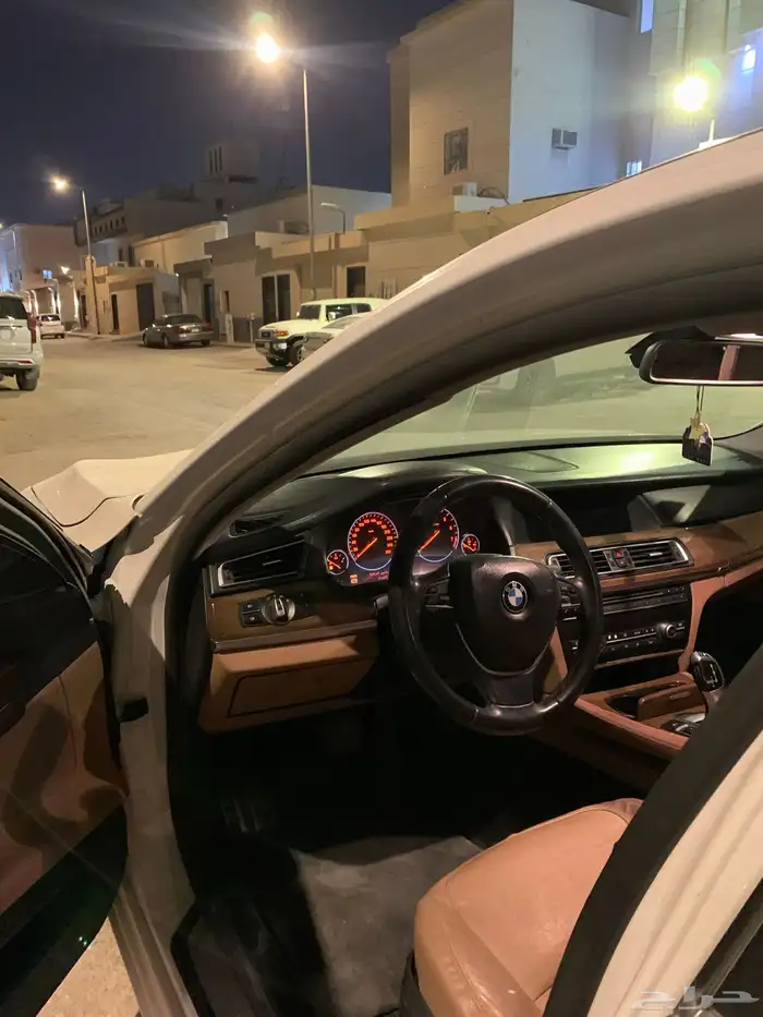 بي ام 2010 حجم 730 7