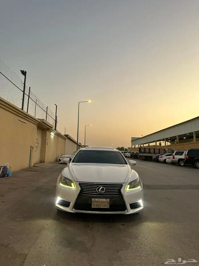 للبيع لكزس LS 2