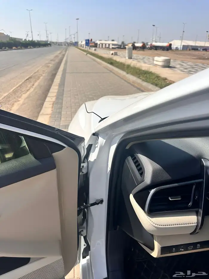 كامري موديل 2023 هايبرد 9