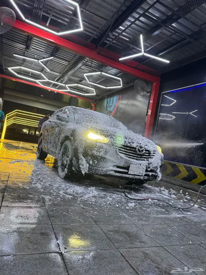 مازدا نظيف جدا على الشرط 8