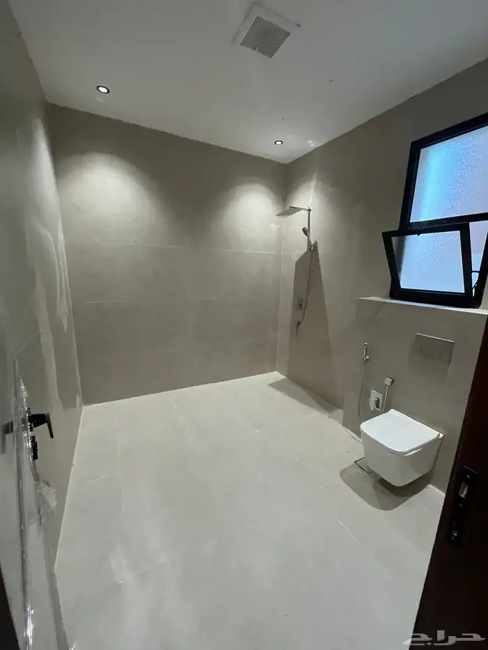 فيلا للبيع بحي المهدية مساحة 312 واجهة شرقية وتكييف مركزي 23