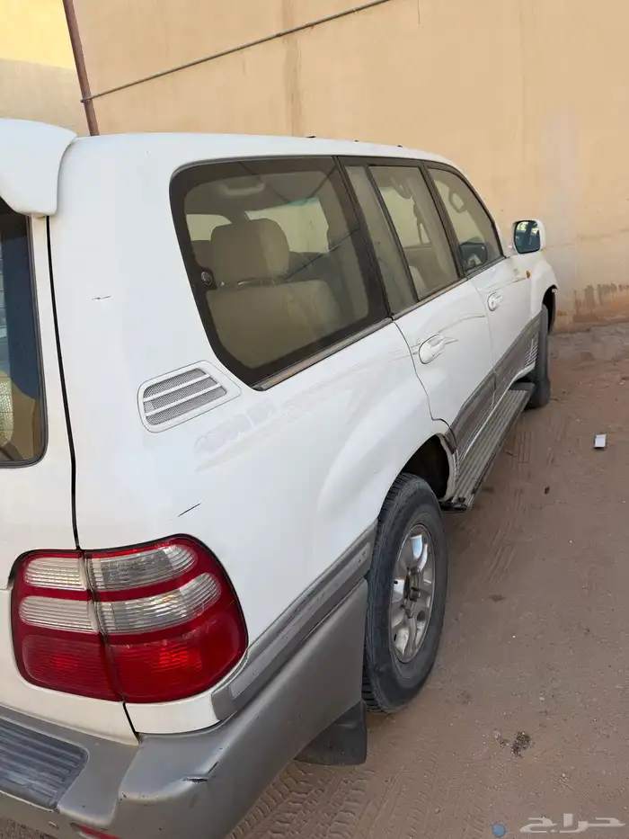 جيب لاندكروزر مديل 2003 9