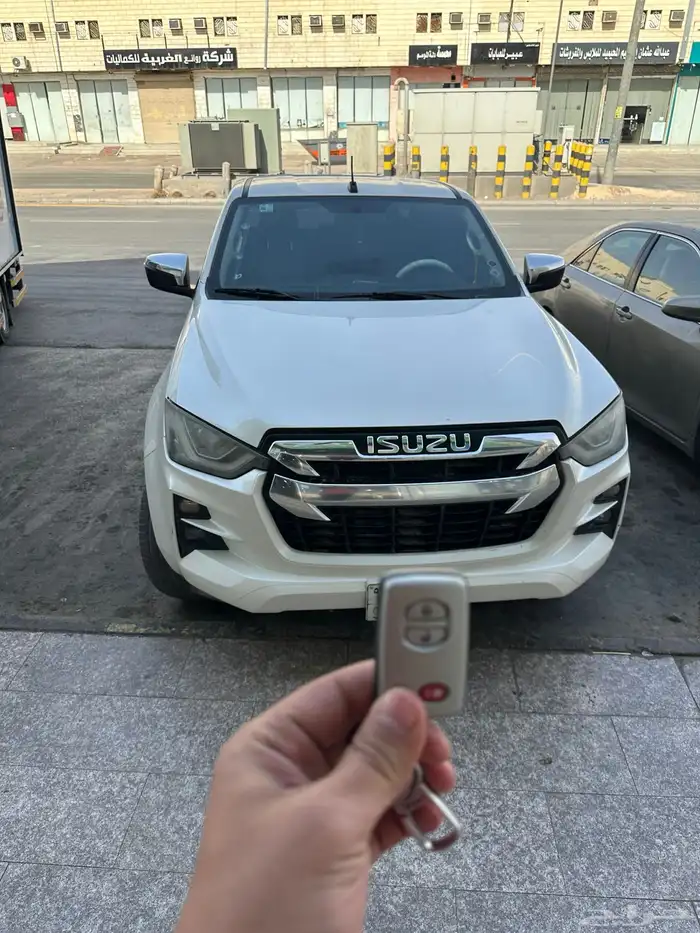 ايسوزو للبيع 2021 0