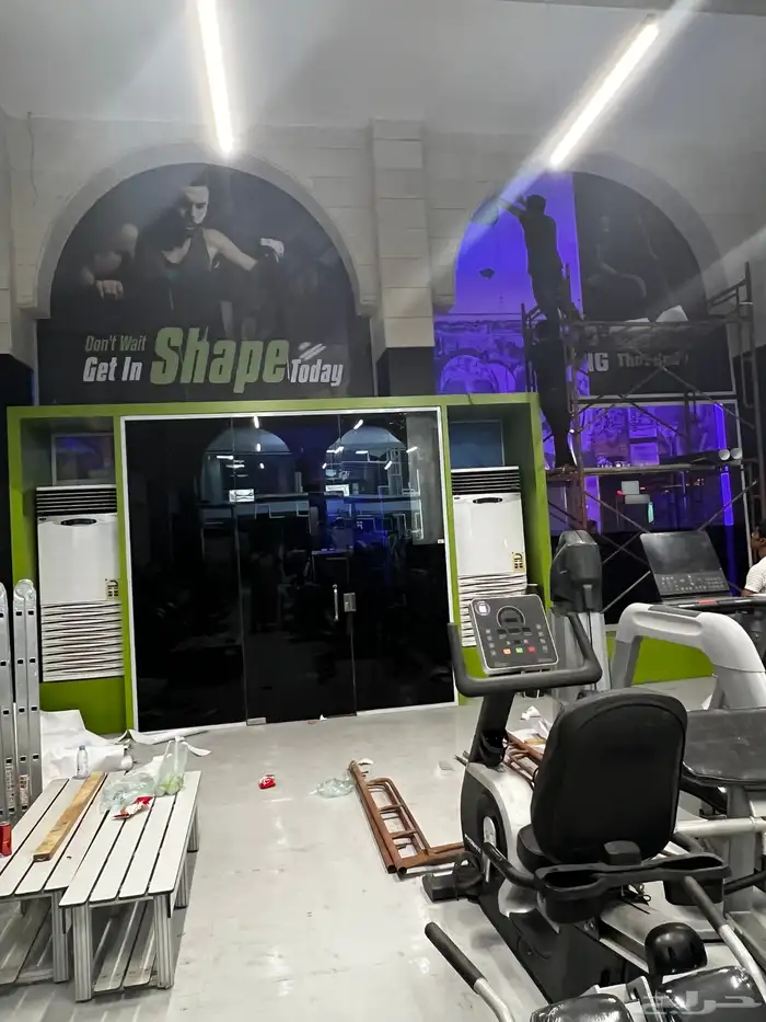 ستيكرات طباعة و تركيب 31