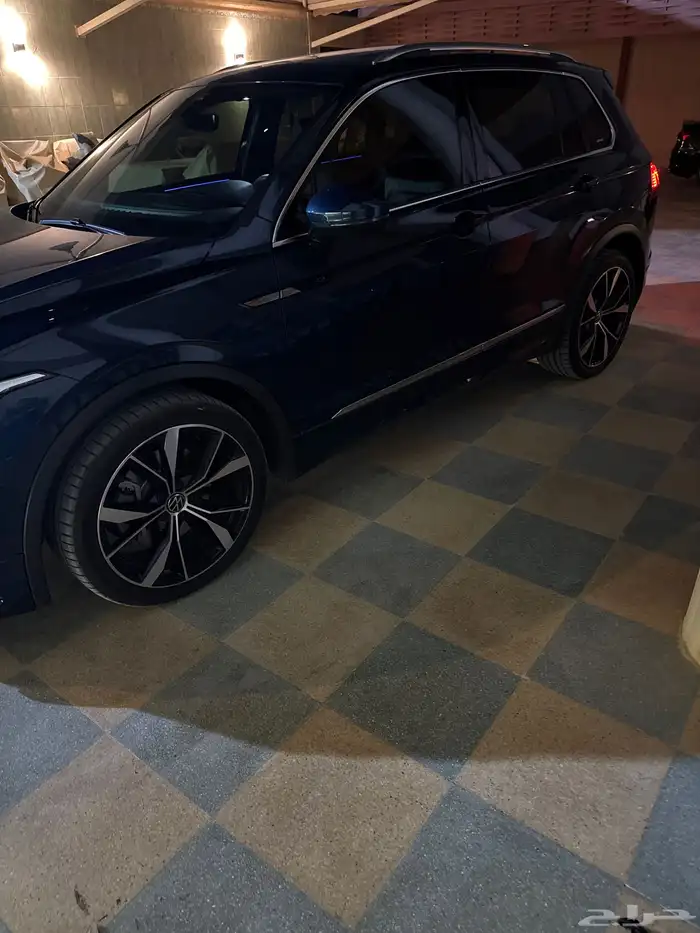 VW Tiguan R-Line -2.0 Turbo -2023 19