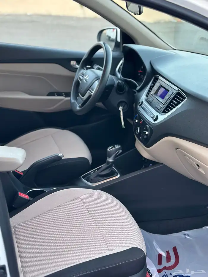 اكسنت 2023 ابيض 19