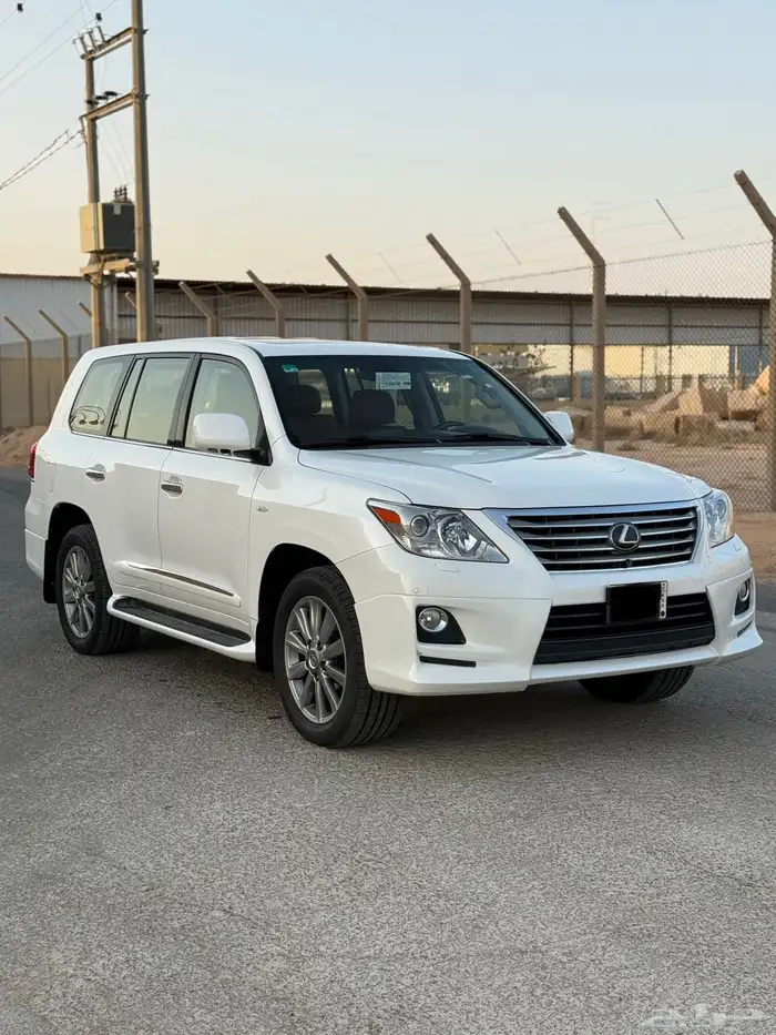 جيب لكزس 2011 مخزن 5