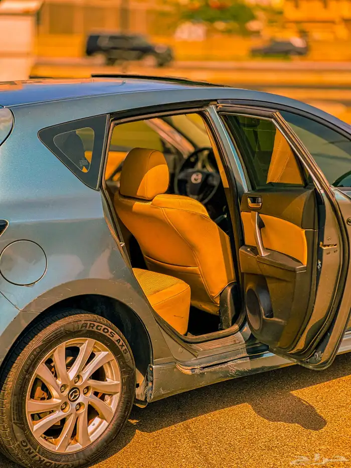 مازدا 3 للبيع 5