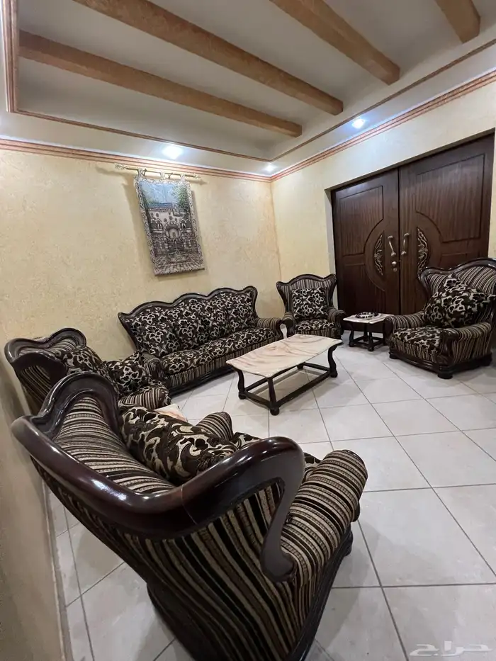 طقم كنب صالون مع طاولات رخام 1