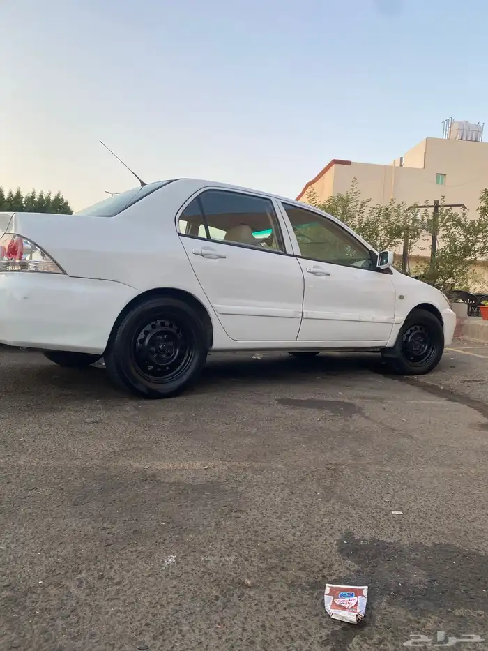 متسوبيشي لانسر 2009 نظييف 5