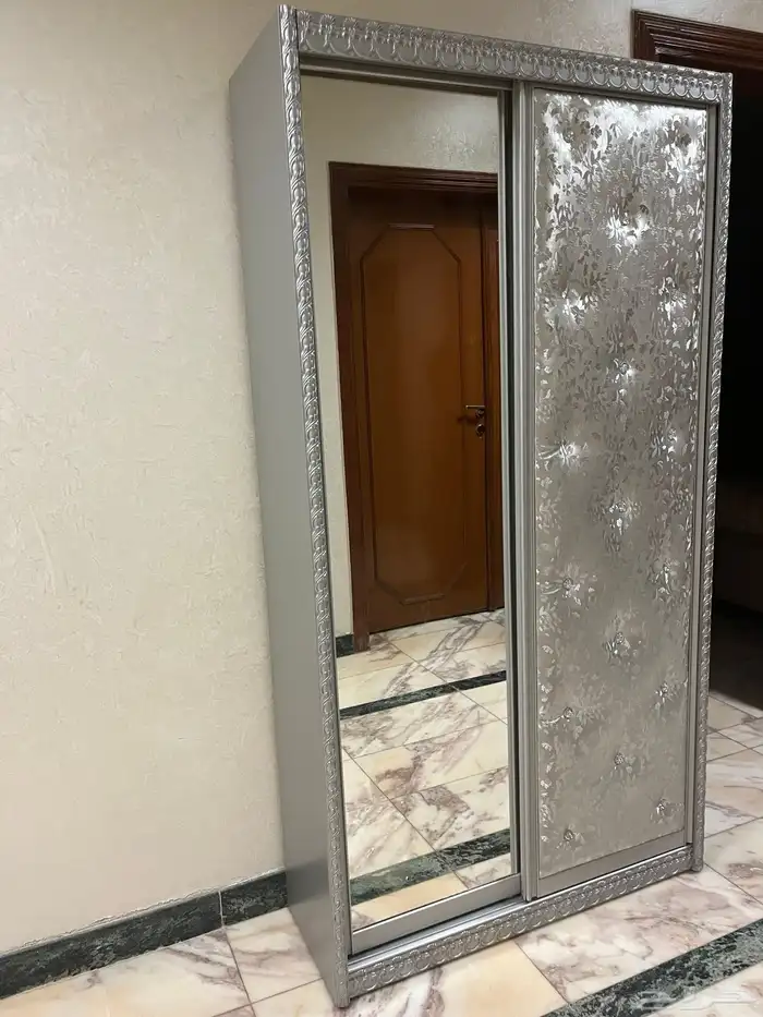 دولاب عبايات 3