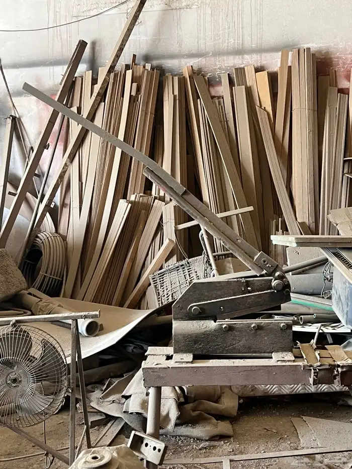 عدة ورش نجارة وحدادة 18