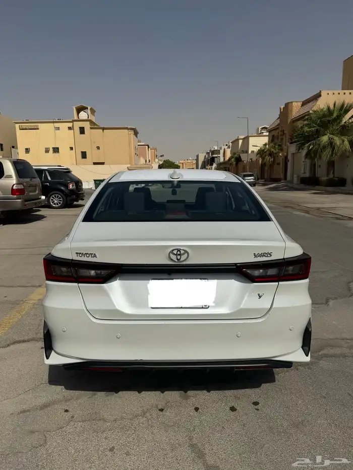 تويوتا يارس 2024 4