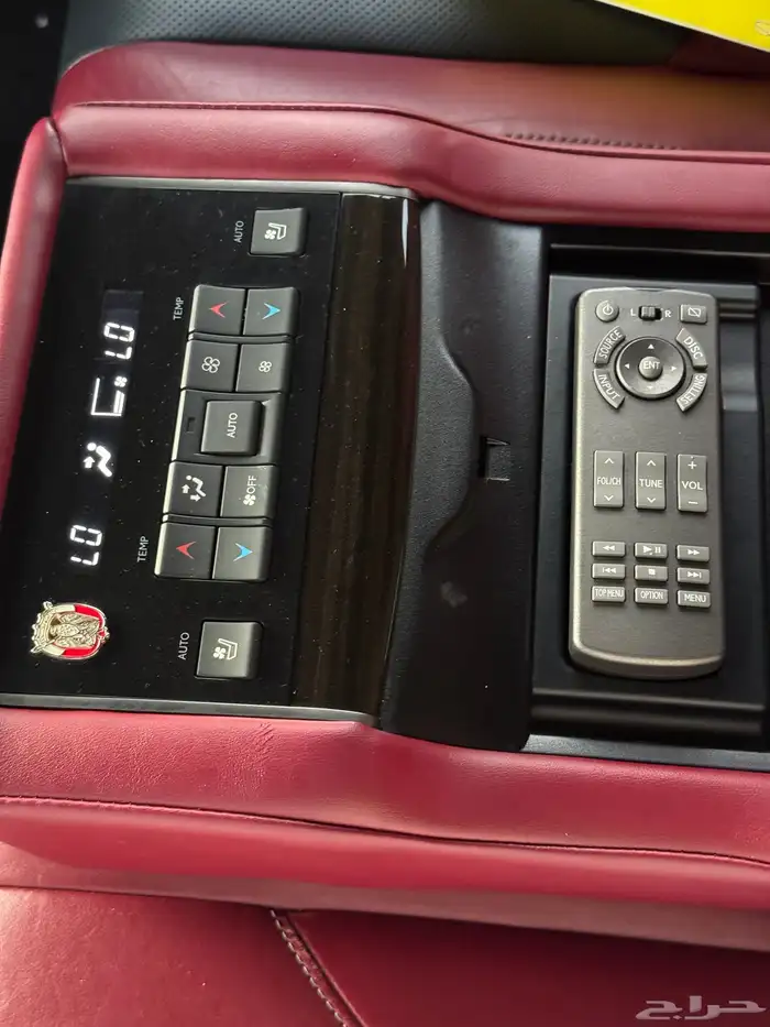 لكزس 2016 LX570 فل كامل 10
