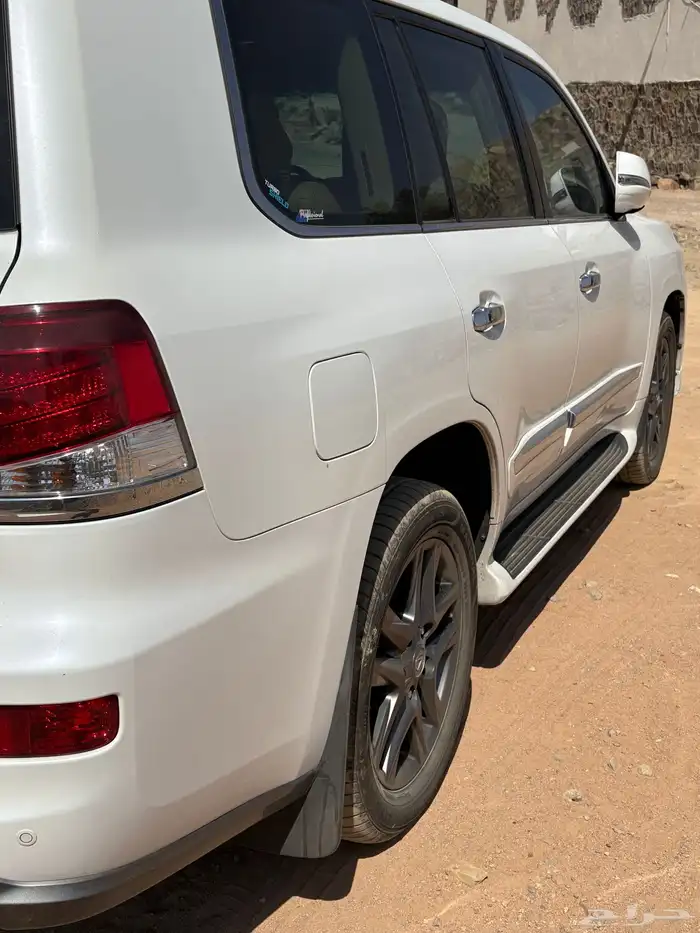 جيب لكزس 2015 3