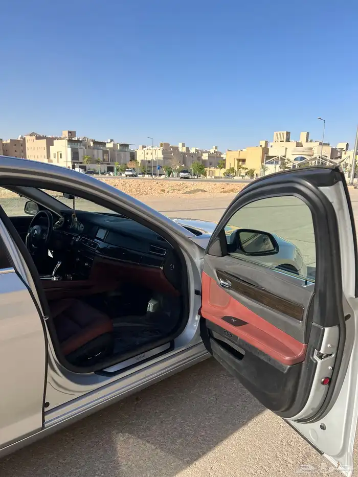 بي ام دبليو 730 2014 7