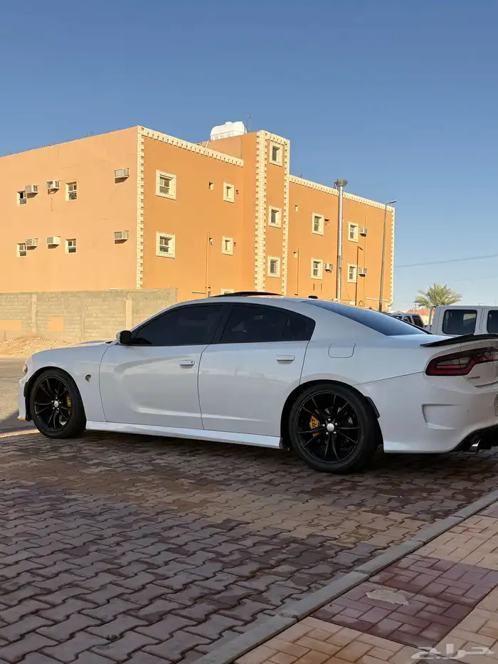دوج تشارجر رود اند تراك RT 3