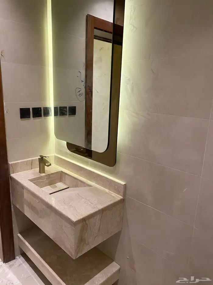 تفصيل وتركيب مغاسل رخام ومرايات 15