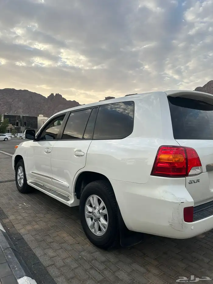 للبيع جي اكس ار 2012 فل كامل v8 6