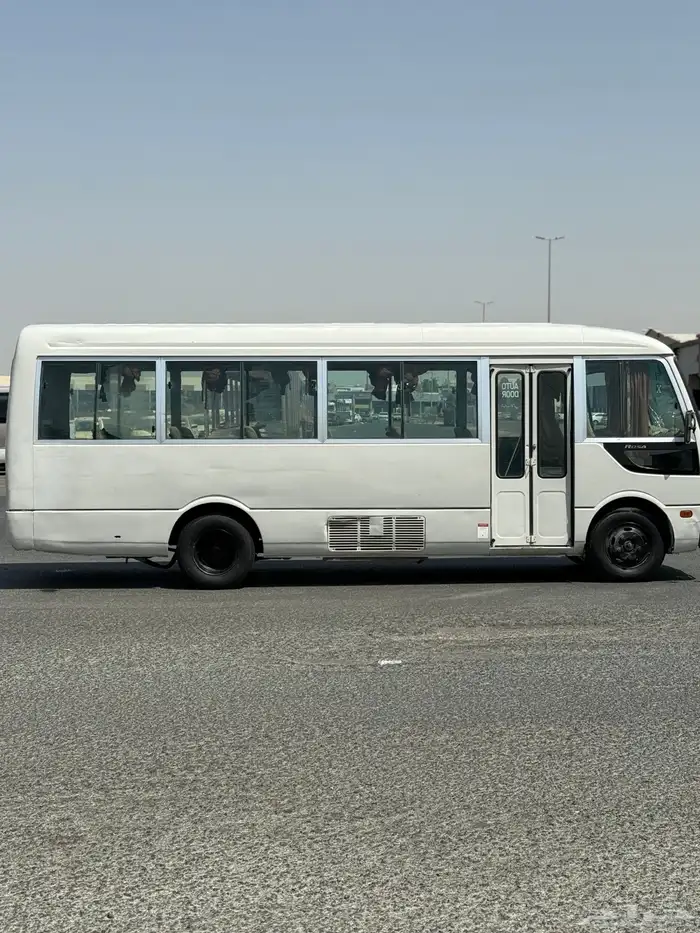 باص ميتسوبيشي روزا 2009 7